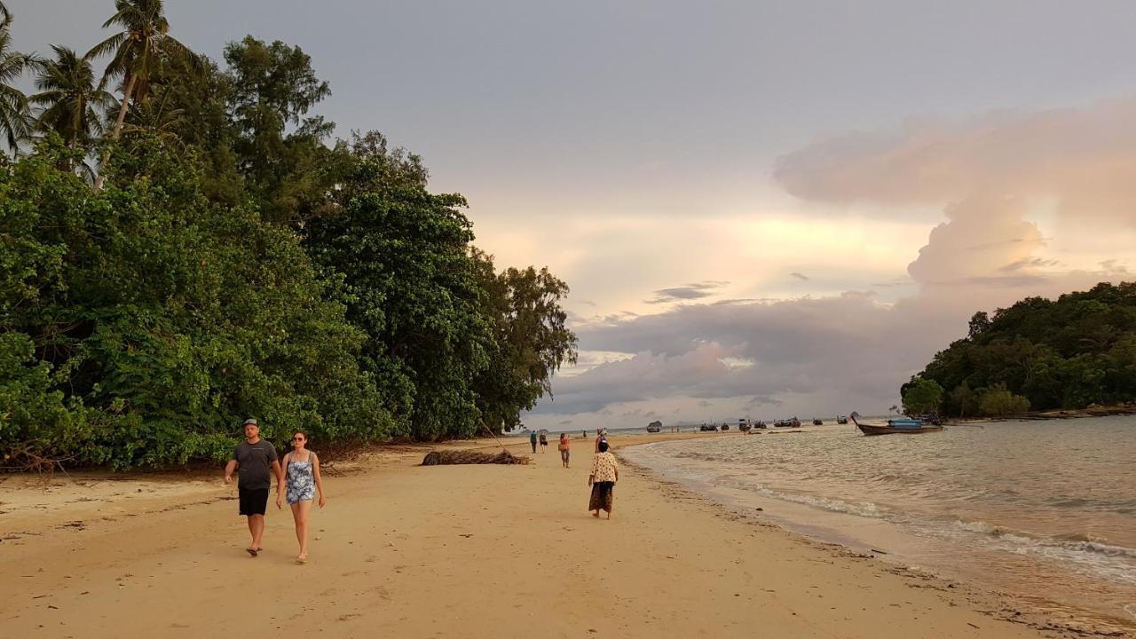 Elephants End Guesthouse Krabi Ao Nang Eksteriør billede